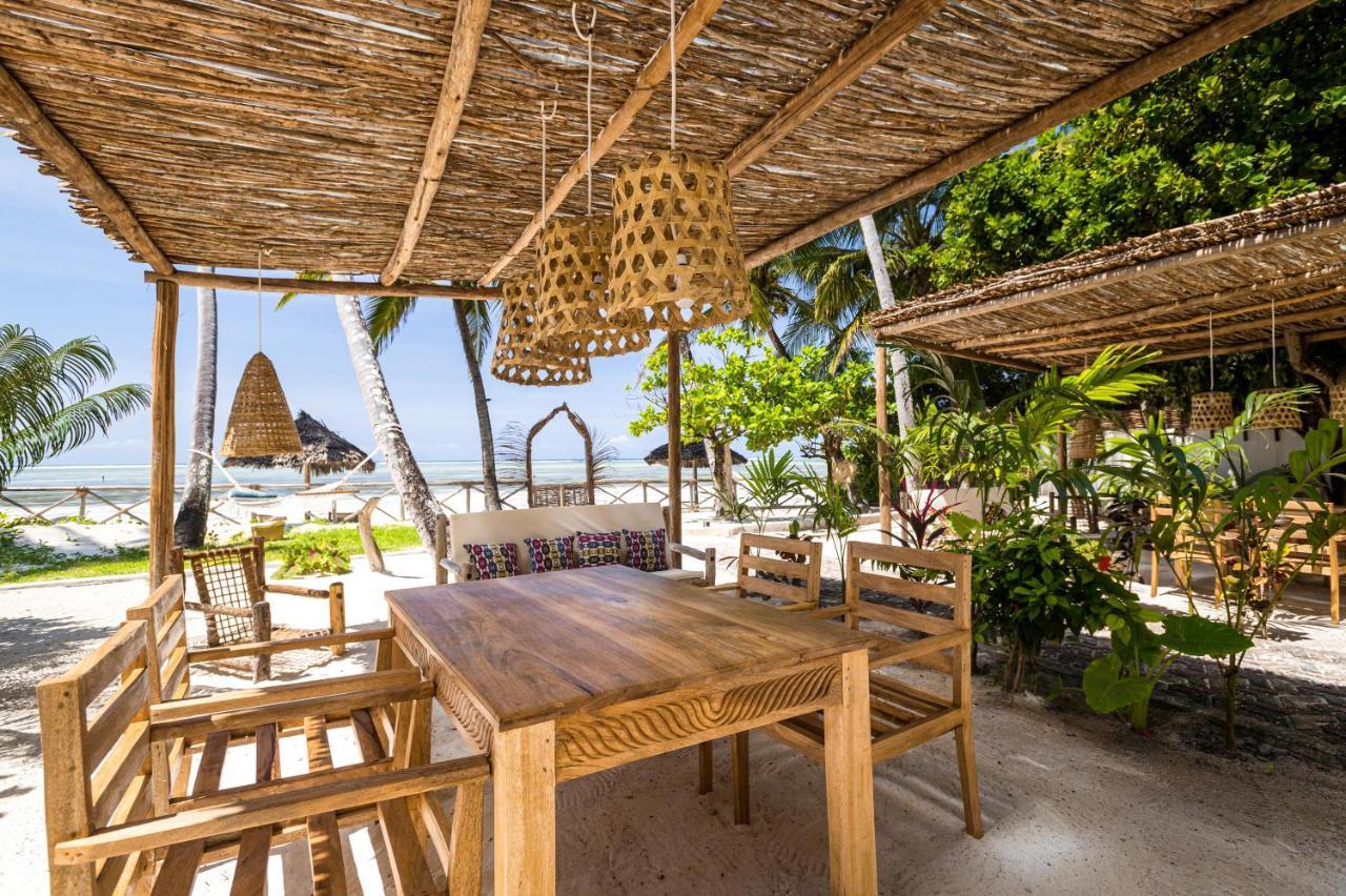 Kima Serviced Beach House & Suites Bwejuu Esterno foto