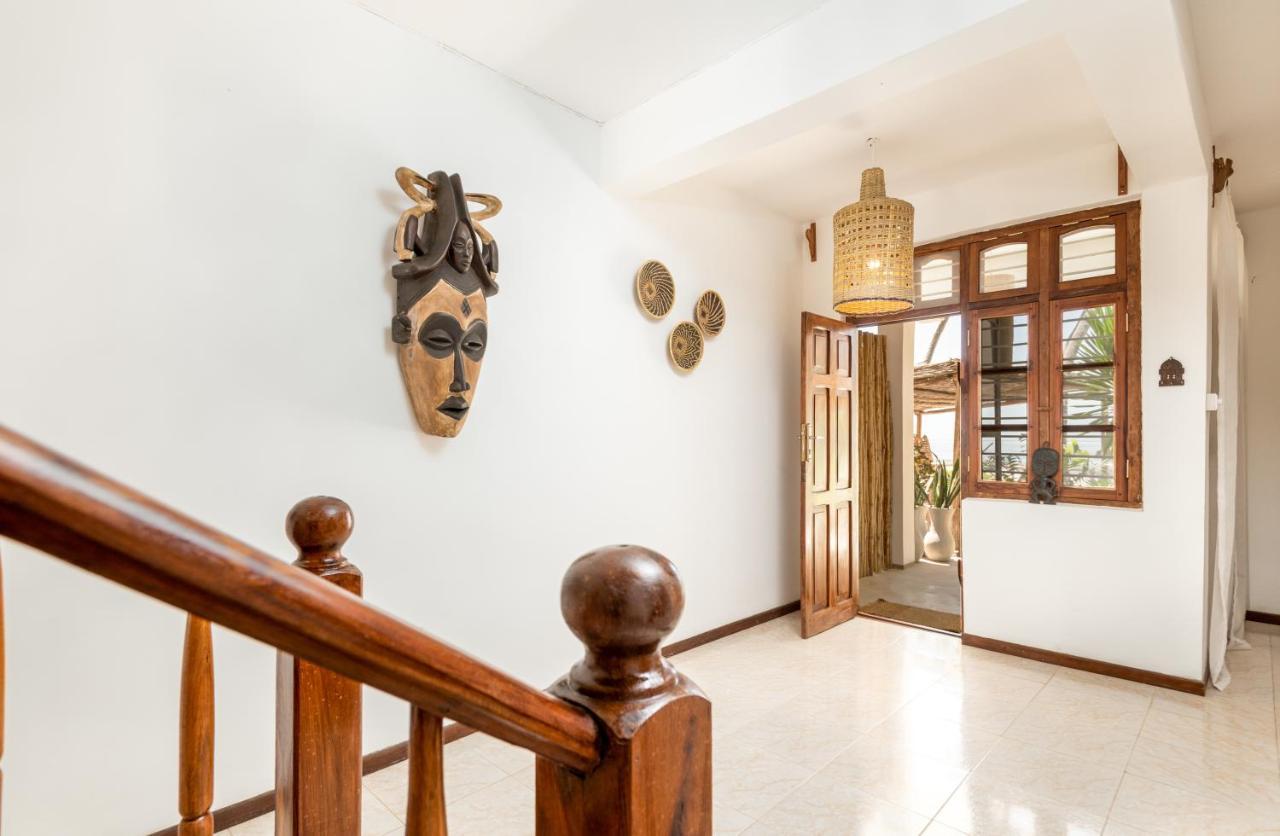 Kima Serviced Beach House & Suites Bwejuu Esterno foto