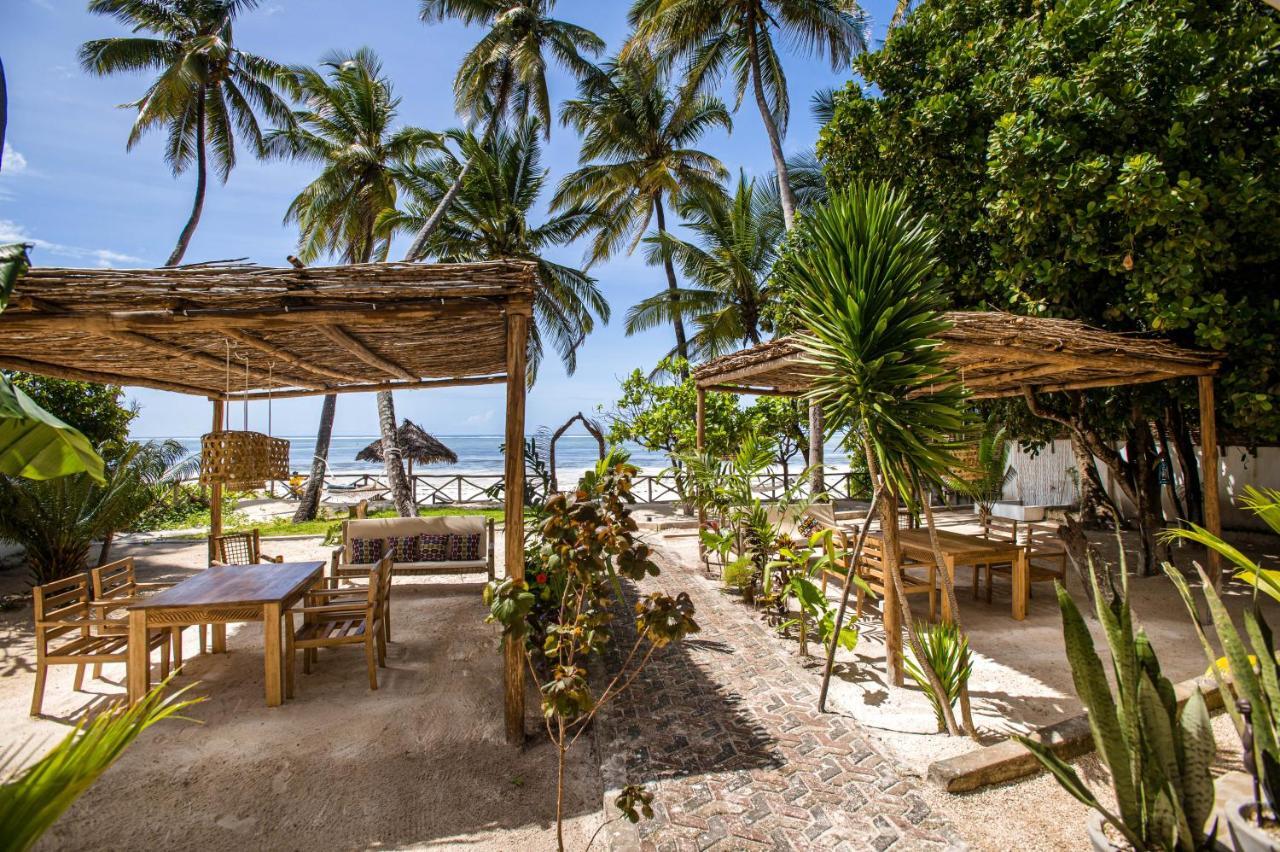 Kima Serviced Beach House & Suites Bwejuu Esterno foto