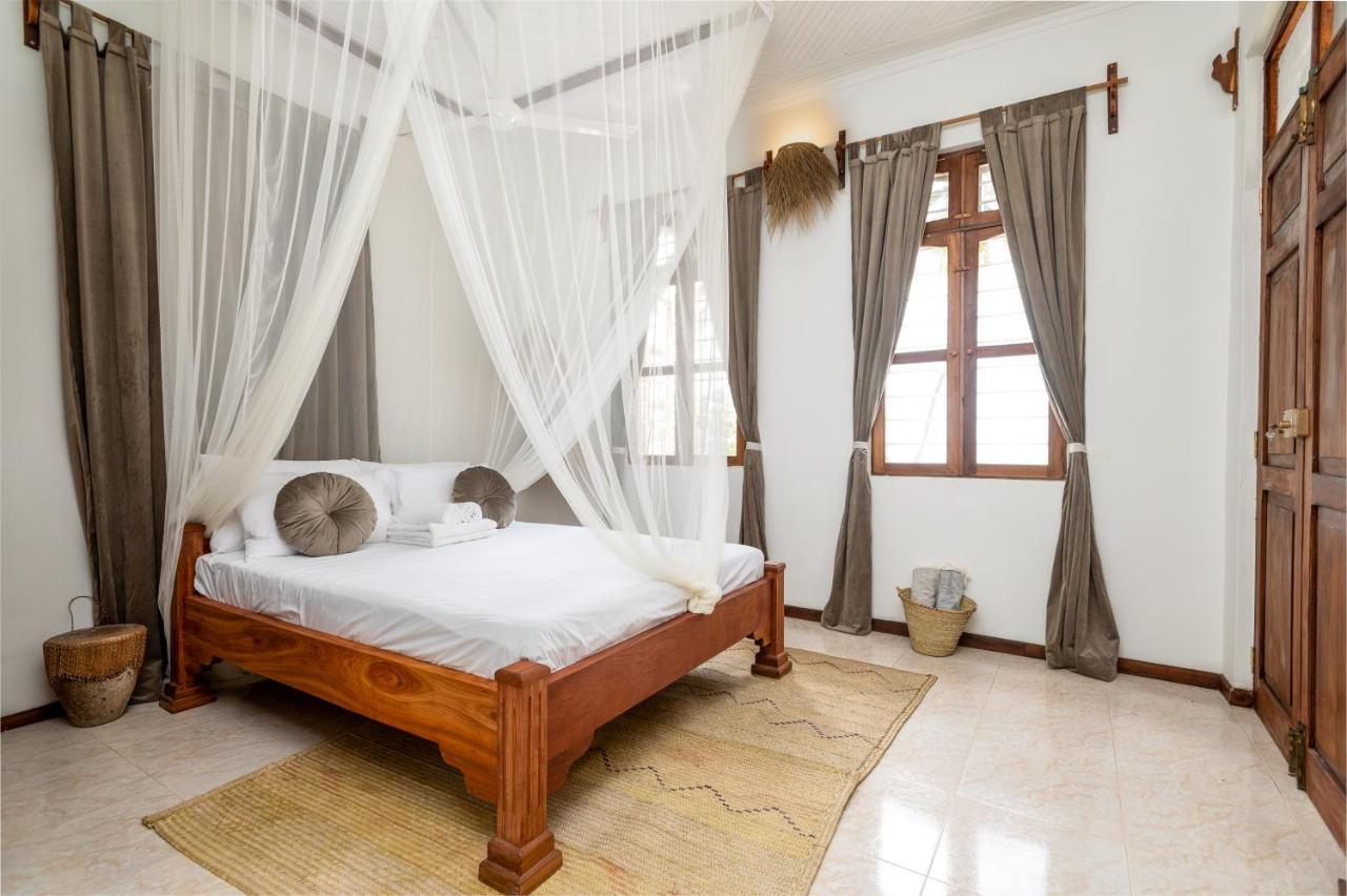 Kima Serviced Beach House & Suites Bwejuu Esterno foto