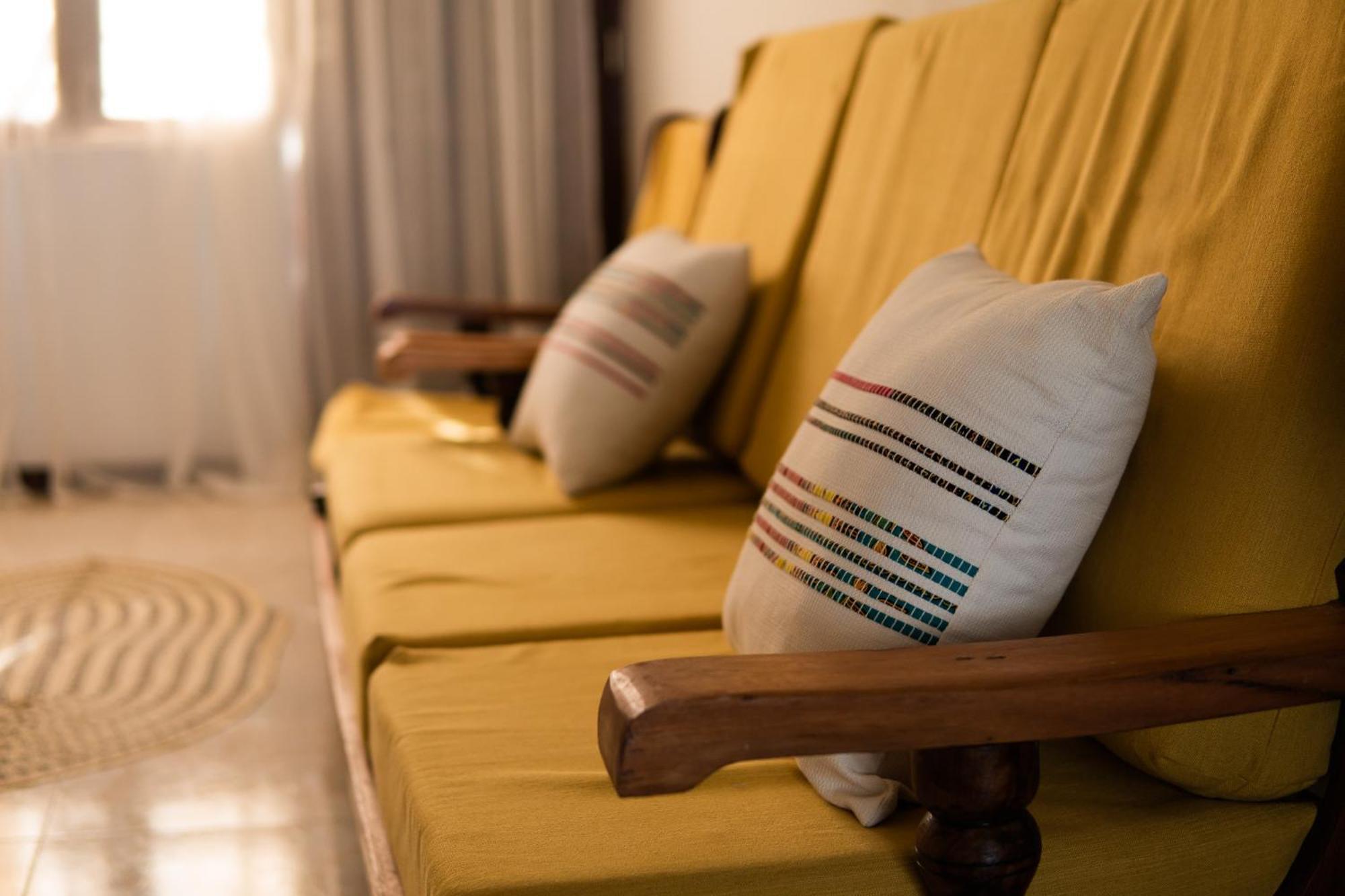 Kima Serviced Beach House & Suites Bwejuu Esterno foto