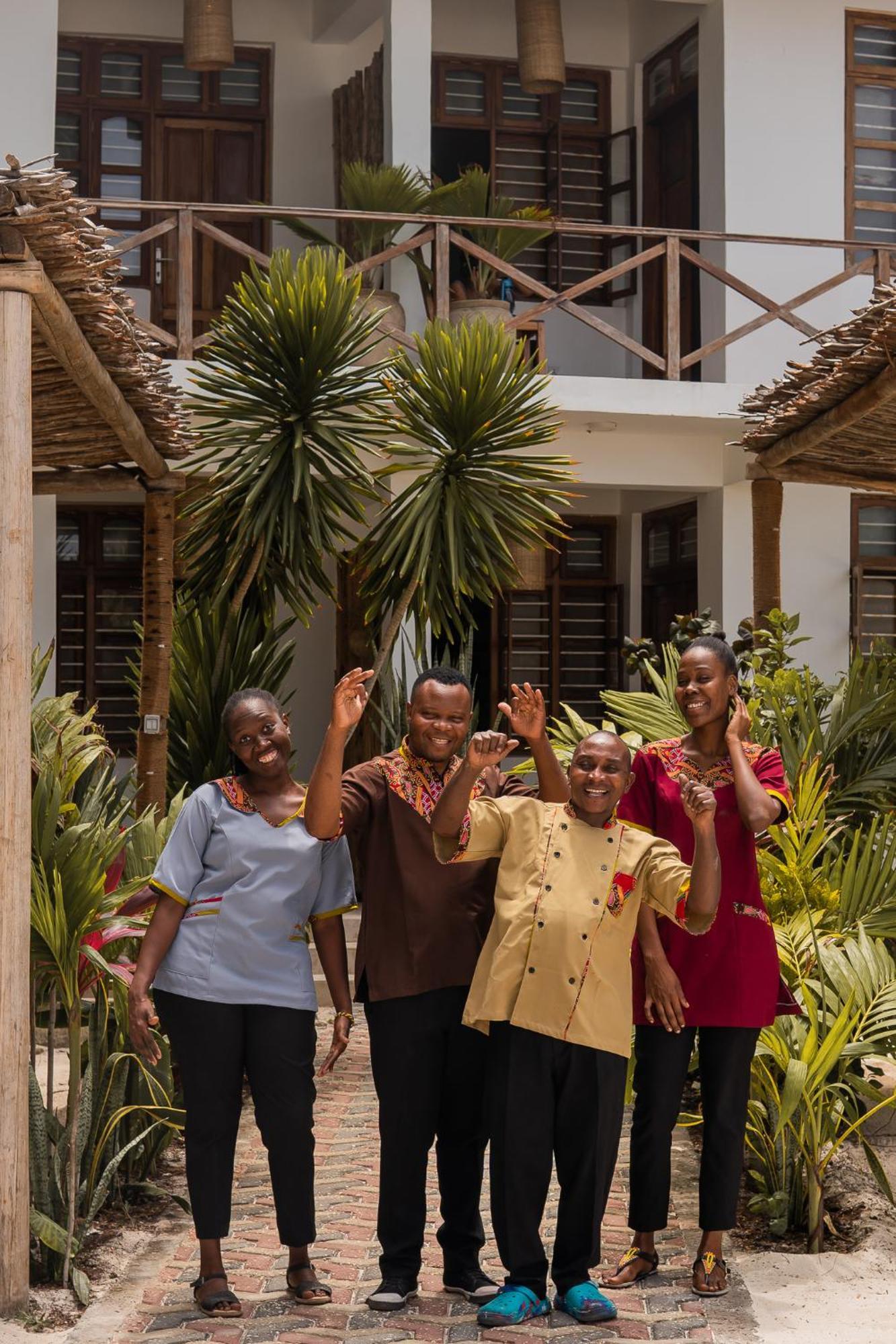 Kima Serviced Beach House & Suites Bwejuu Esterno foto